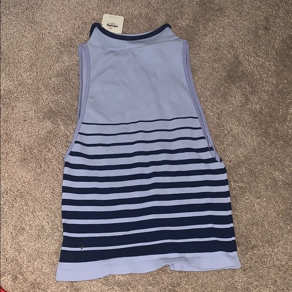 Free people crop top/tank 90s style - Picture 2 of 4